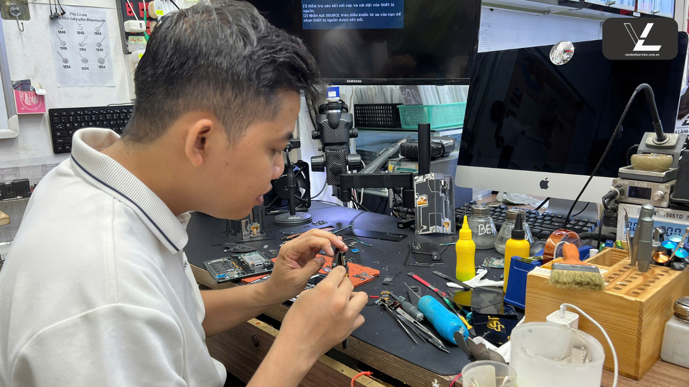 thay pin samsung bao nhiêu tiền