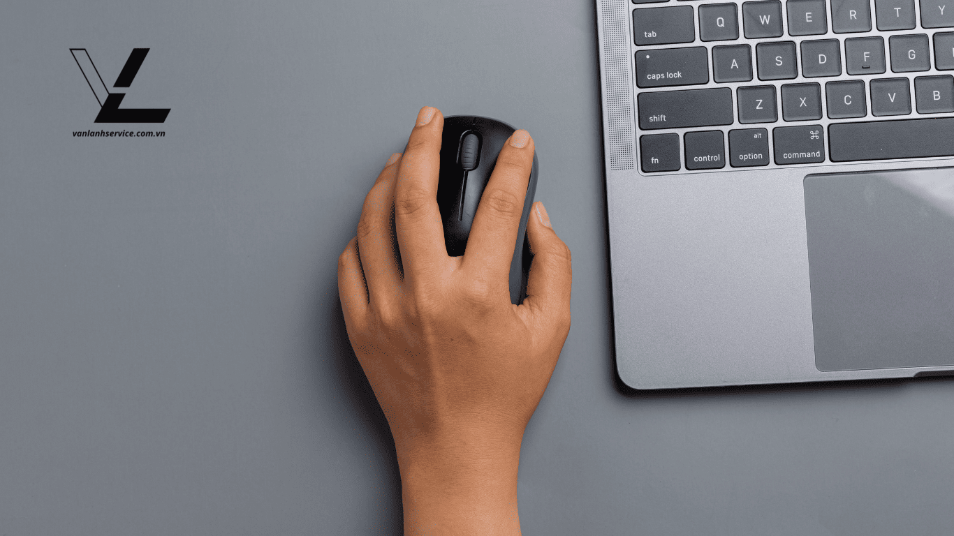 nên dùng magic mouse hay trackpad