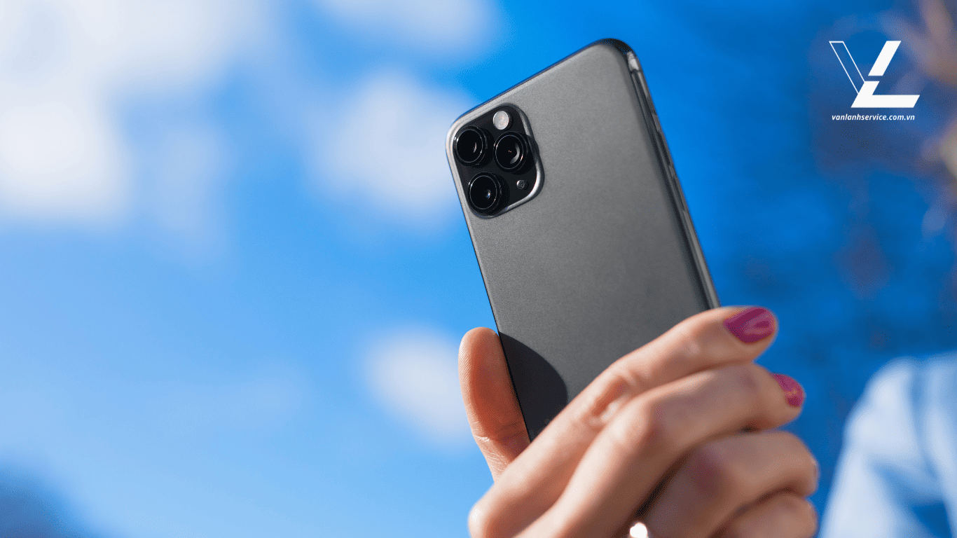 cách khắc phục camera sau bị mờ